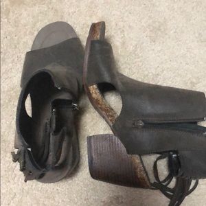 Pierre Dumas brown/dark grey booties